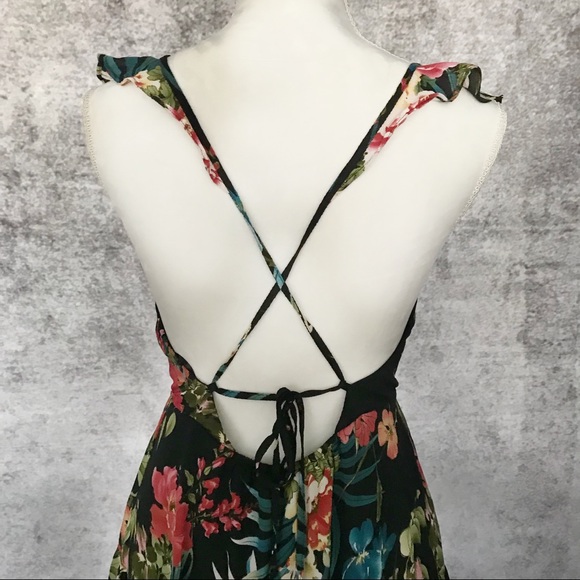 Floral Plunging Ruffle V-Neck Maxi Dress - Picture 4 of 7